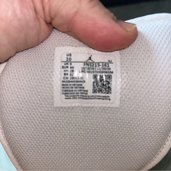 Nike Air Jordan 1 SE Mid White/Legend Pink FN5215-161 Men’s Size 10 Shoes - Picture 6 of 9